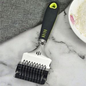 Home Manual Noodle Cutter <b>Blade</b> Lattice Hand Instant Noodle Cutter Slicer <b>Roller</b> Pasta Spaghetti Maker Dough Cutter - Product Image 3