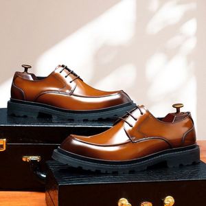 Calzado Casual para Hombre ASTON M.JAZZ, con Cordones, Antideslizante, Transpirable, con Parches, Punta Reforzada, Suela Gruesa y Elevada, Ideal para la Oficina y el Trabajo - Product Image 3