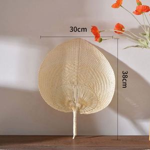 Abanico de Bambú para Decoración del Hogar, Abanico de Mano con Mango Largo, Abanico de Bambú Natural con Forma de Corazón, Abanico de Mano para el Verano - Product Image 6