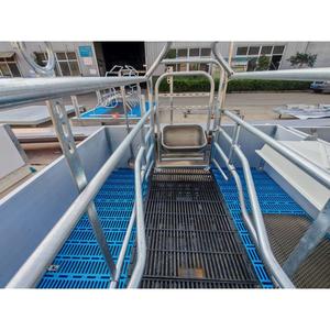 Cage de maternité pour truies en tuyauterie galvanisée avec plancher en acier à trois barres et plancher en plastique pour porcelets, pour ferme - Product Image 3
