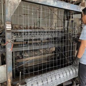 Prix bon marché 160/12/15 Clôture de champ en acier galvanisé 1.6m Clôture de champ de <span class=keywords><strong>garde</strong></span> de ferme 50m 100m 2mm Clôture de joint de charnière galvanisée - Product Image 6