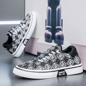Zapatillas de Lona Transpirables de Primavera, Modernas, Combinables con Todo, Casuales, de Skate, para Hombre, con Suela Suave, Deportivas, de Tela Delgada - Product Image 1