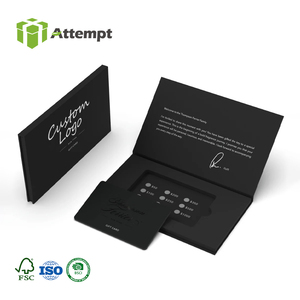 Confezione con scatola regalo per carta regalo con chiusura a magnete nero scatola regalo con logo in lamina d'oro porta carte di credito scatola regalo - Product Image 1