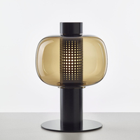 Lampe de bureau en fer en forme de champignon, design créatif, écologique, commande tactile, fonctionne sur batterie, lampe de table moderne pour chevet et bureau