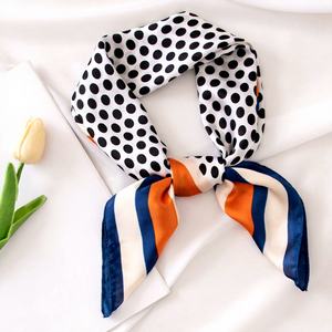 Bufanda de Poliéster con Estampado Floral Elegante y de Lujo al por Mayor para Mujer, Personalizable, Suave, Cuadrada, Multifuncional, Moderna, para Oficina - Product Image 2