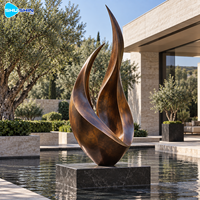 Sculpture abstraite contemporaine en bronze, flamme polie, laiton, cuivre, art extérieur personnalisé pour hôtel, villa, cour, aménagement paysager