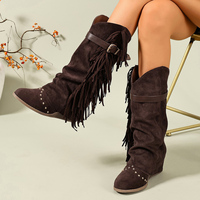 Bottes Western Femme en Daim Montantes Mi-Mollet avec Pompons, Rivets Décoratifs, Boucle Métallique, Talon Compensé, Style Décontracté, Automne Hiver