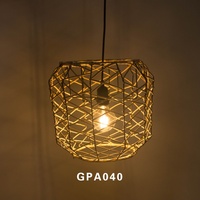 Lampe suspendue artisanale en osier tressé, abat-jour vintage en saule, luminaire de plafond bohème pour café et décoration intérieure