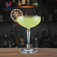 Verres à Martini créatifs 215ml 7oz faits à la main artistiques verres à Cocktail en cristal clair pour la fête de mariage de bar