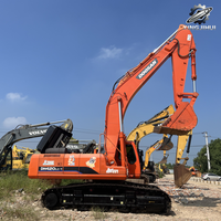 Vente Flash : Excavatrice sur chenilles d'occasion Doosan DH420, 42 tonnes, système hydraulique complet, bon état, livraison rapide, expédition mondiale