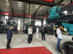 SDLQ LQR130 추적 유압 로타리 드릴링 리그 29T 홀 깊이 30m 직경 400mm ~ 2000mm 다기능 말뚝 장비 공장 - Product Image 6