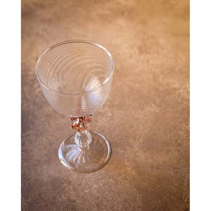 Coppia di Bicchieri in Vetro di Murano con Motivo a Grappolo d'Uva 8x16 cm e 7,5x17 cm - Product Image 3