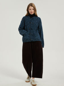 كارديجان نسائي بنمط كوري من القطن الممشط 100٪، تصميم ماسي منسوج يدويًا مع شراشيب، لخريف وشتاء 2025 - Product Image 2