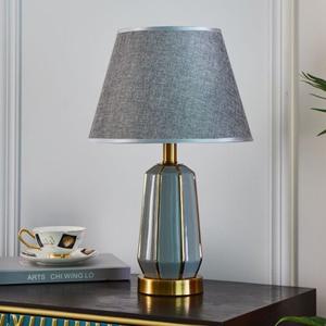 Lampe de table en céramique de luxe nordique pour la maison, simple, moderne, américaine, romantique, chaude, pour la chambre principale, le salon - Product Image 2