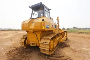Tracteur Bulldozer sur chenilles 824F, neuf, en promotion, meilleur prix, haute puissance, fiable, robuste, directement de l'usine - Product Image 3