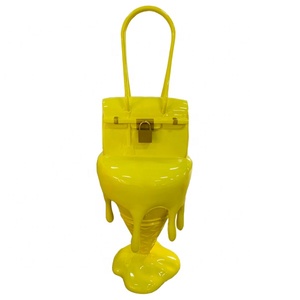 Statuette de sac à main et fenêtre de glace en fibre de verre, décoration créative et personnalisée, 1 pièce - Product Image 3