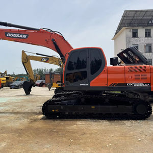 Excavadora usada Doosan DX225 de Corea del Sur, barata y de gran demanda, fabricada en Corea con alta calidad, de segunda mano. - Product Image 1