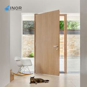 Porte d'entrée en bois rustique avec finition vieillie et joint coupe-vent pour résidence suburbaine - Product Image 1