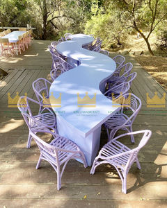 Chaise pour enfants en rotin tressé à la main - Durable et sûre pour les fêtes en cuisine et la décoration intérieure - Product Image 5