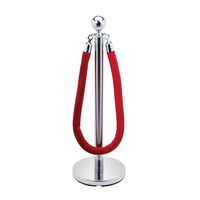 Poteau de barrière de file d'attente en acier inoxydable anti-reflet IP10 avec corde rétractable rouge pour décoration de mariage