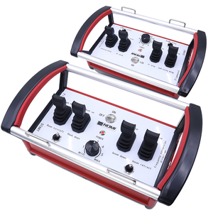 Control Remoto Industrial Universal por Radio, a Prueba de Agua, con 4 Motores Telescópicos, Control por Joystick, Proporciones Hidráulicas - Product Image 1