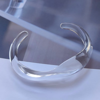 Bracelet jonc ouvert en résine acrylique certifiée Reach pour femme, petit format exquis, bijou de poignet tendance qui ne se décolore jamais