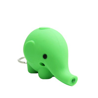 Mini lampe torche LED en forme d'éléphant de dessin animé 3D, porte-clés en plastique pour promotion