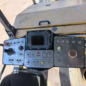 Nouvelle finitionuse d'asphalte multifonctionnelle SSP90C-8 pour la pose de couches de gravier stabilisé au ciment et de revêtements routiers en asphalte pour autoroutes, à vendre - Product Image 6