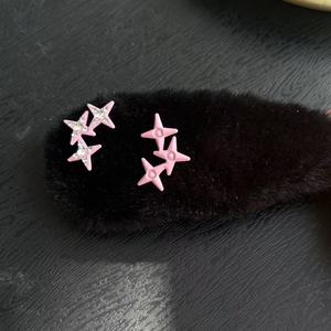 Coque de téléphone D Bling en métal de luxe avec breloques en forme de chaussures, breloques décoratives de marque de créateur avec strass, accessoires de bricolage - Product Image 4
