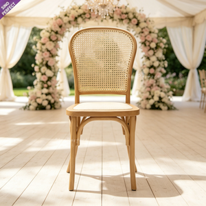 Chaise en résine plastique à dossier en rotin tressé, design moderne, couleur bois, forme goutte d'eau, dossier croisé en X, pour jardin, mariage, fête - Product Image 1