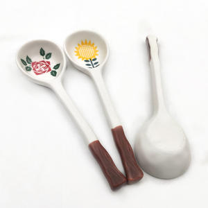 Cuchara de Cerámica Ecológica de Estilo Japonés con Mango Largo y Diseño Botánico para Postre, <span class=keywords><strong>Café</strong></span>, Leche, Fideos y Cena - Product Image 4