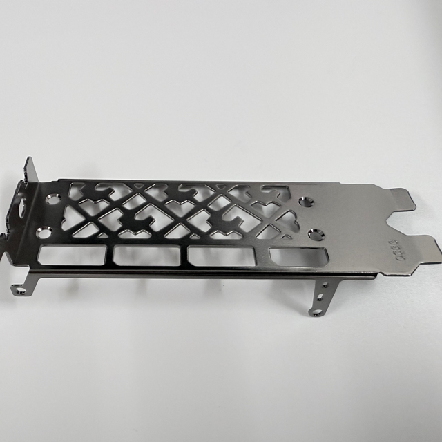 OEM/ODM Customizable PCI-E I/O Bracket with SPCC Steel Black Nickel Plating Ventilation Cutouts Multiple Bending Features