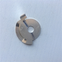 Fabrication sur mesure de tôles en acier inoxydable et aluminium durables, estampage métallique pour pièces et supports de machines