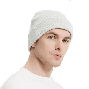 Gorro Protector EMF de Invierno UrGarding, Hecho con Tela de Plata Pura para Protección 5G, Anti Radiación para Clima Frío - Product Image 4