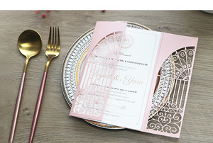 Vente en gros de papier oignon doré découpé au laser Invitations de mariage de luxe Porte du bonheur cartes d'<span class=keywords><strong>invitation</strong></span> de mariage personnalisées - Product Image 6
