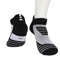 Chaussettes de course à coupe basse avec coussinets en tissu éponge épais de qualité supérieure