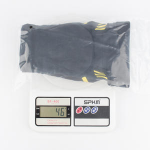 Support de Coude Ajustable en <span class=keywords><strong>Polyester</strong></span> et Spandex Respirant à Nid d'Abeille pour Basketball et Football - Protection Anti-Collision - Product Image 6