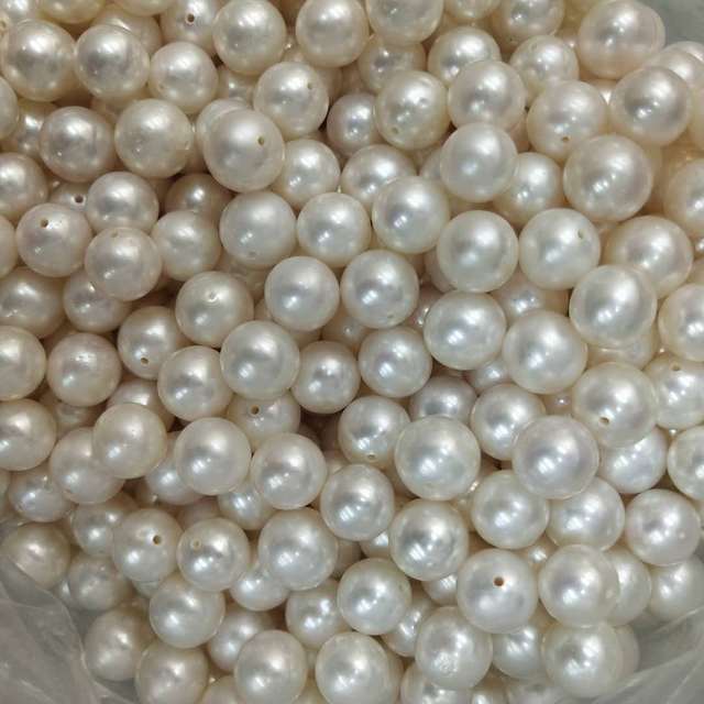 Wholesales DIY BEADS,9-10 mm Perfect Round 100% Nature Freshwater Pearl With Half Hole,nature White Color