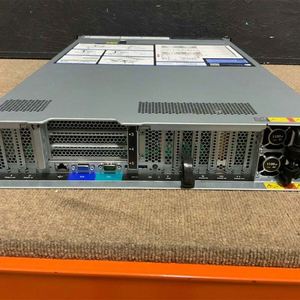 ThinkSystem SR850 V3 โปรเซสเซอร์ Xeon Gold 6418H 24C 2.1GHz 5350-8i 1800W มีสินค้าในสต็อก SR850 V3 - Product Image 2
