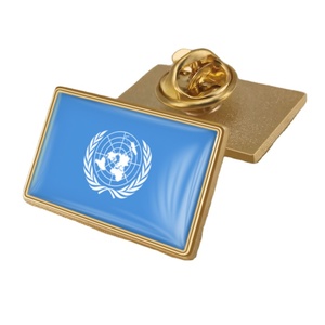 Spilla Personalizzata Bandiera Nazioni Unite Placcata Oro, Distintivo a Cupola Smaltato, Serie Bandiere del Mondo, Oggetto da Collezione Artistico, OEM ODM - Product Image 3