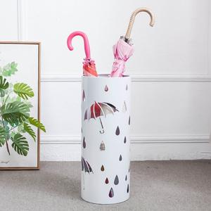 Moderno nordico creativo in <span class=keywords><strong>ferro</strong></span> <span class=keywords><strong>battuto</strong></span> <span class=keywords><strong>portaombrelli</strong></span> semplice elegante intagliato porta Foyer vendita diretta della fabbrica per uso domestico - Product Image 1