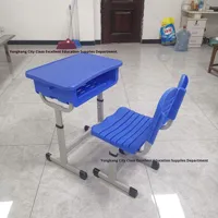 Ensembles d'étude de classe de formation primaire et secondaire de conception moderne bureaux en plastique et chaises en métal pour l'étude d'écriture de sieste