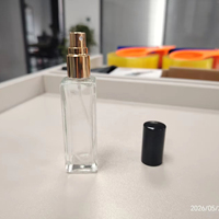 Botol Parfum Kaca Premium Grosir Bentuk Kotak Mini 10ml 15ml 20ml, Botol Sampel Kosmetik dengan Tutup