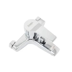 Hot sell in the Middle East three way wall mountedl bathtub faucet