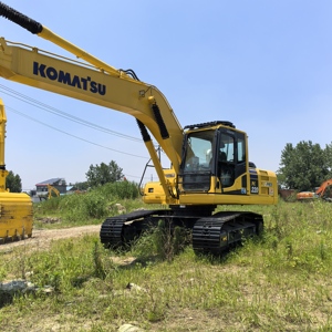 Excavadora Komatsu PC220 PC210 en stock, usada, de 22 toneladas, equipo de construcción para exportación y reventa. - Product Image 5