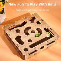 Boîte de puzzle de friandises pour chat élégant en bois avec 2 boules pour chat jouer à un jeu interactif entre les personnes et le chat de compagnie