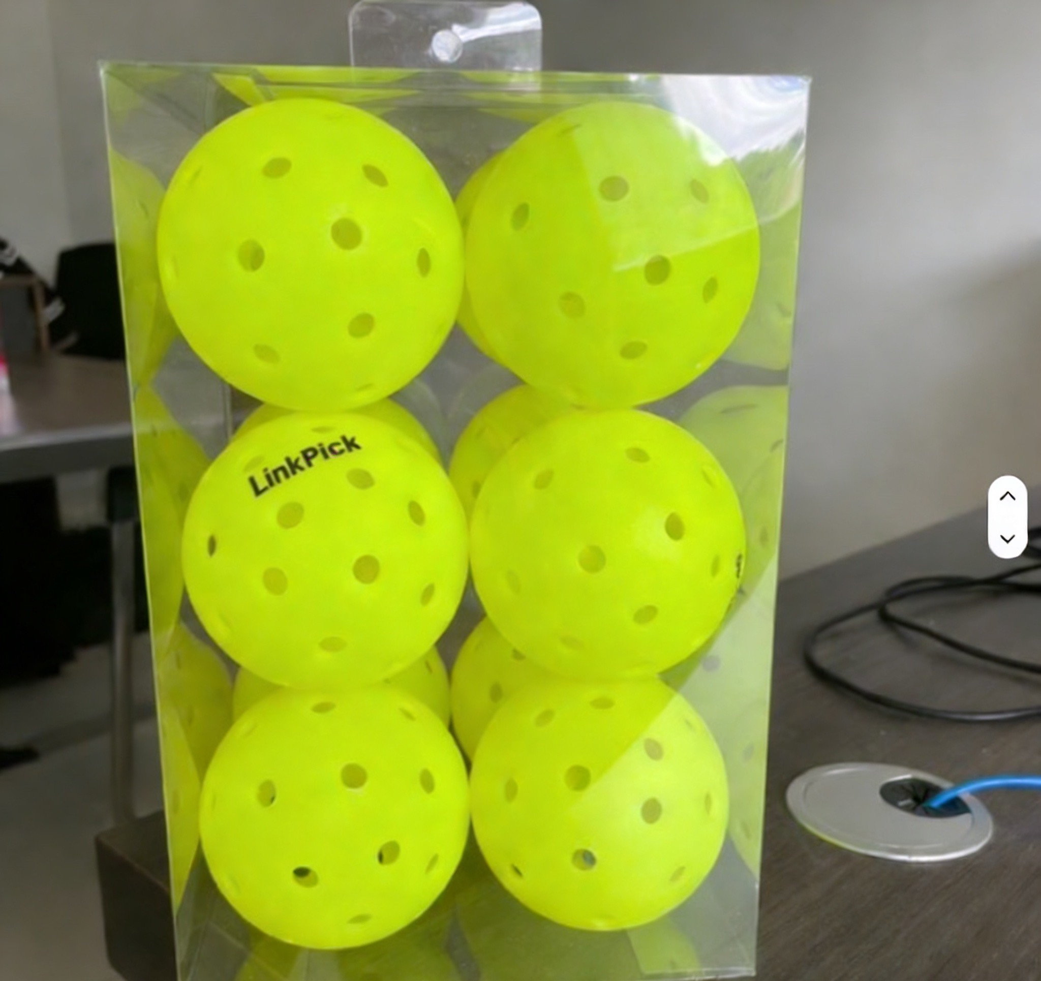 LinkPick Pickleball Tournaments Competition Pickleball Customized LOGO USAPA Approved High Elasticity Durable Pickle Ball