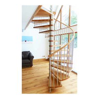 Escalier en colimaçon intérieur en acier inoxydable massif de conception moderne avec main courante ronde