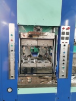 Machine de moulage par injection EVA monocolore 2026 pour la fabrication automatique de semelles de chaussures, de pantoufles et de sandales