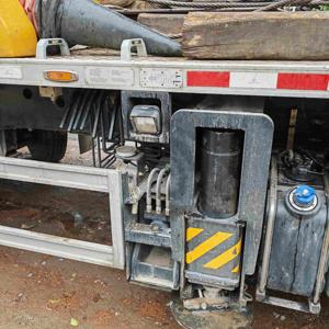 Grúa Móvil Sany Usada de Alta Calidad, Modelos Stc250S, Stc250, Stc250C5-8, Qy25C, de 25 Toneladas, Grúa de Camión de 25T, Grúa Móvil Sany de 25 Toneladas, China - Product Image 3